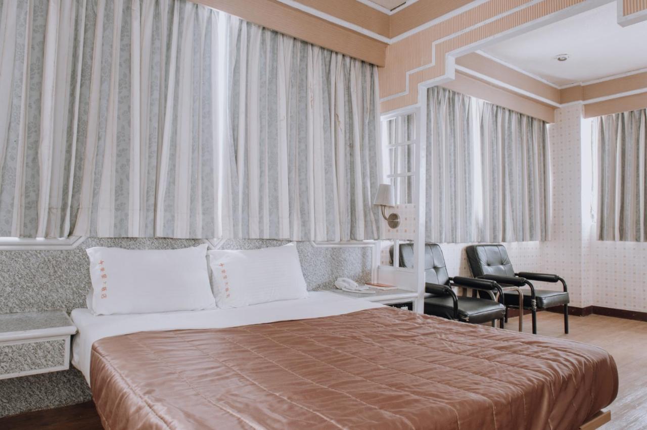 Tong Hsin Hotel Pingtung Εξωτερικό φωτογραφία
