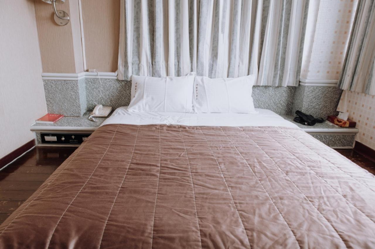 Tong Hsin Hotel Pingtung Εξωτερικό φωτογραφία
